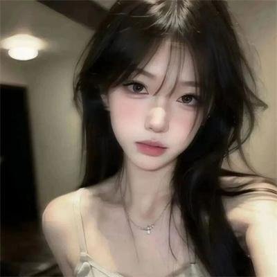 戛纳机密第一季